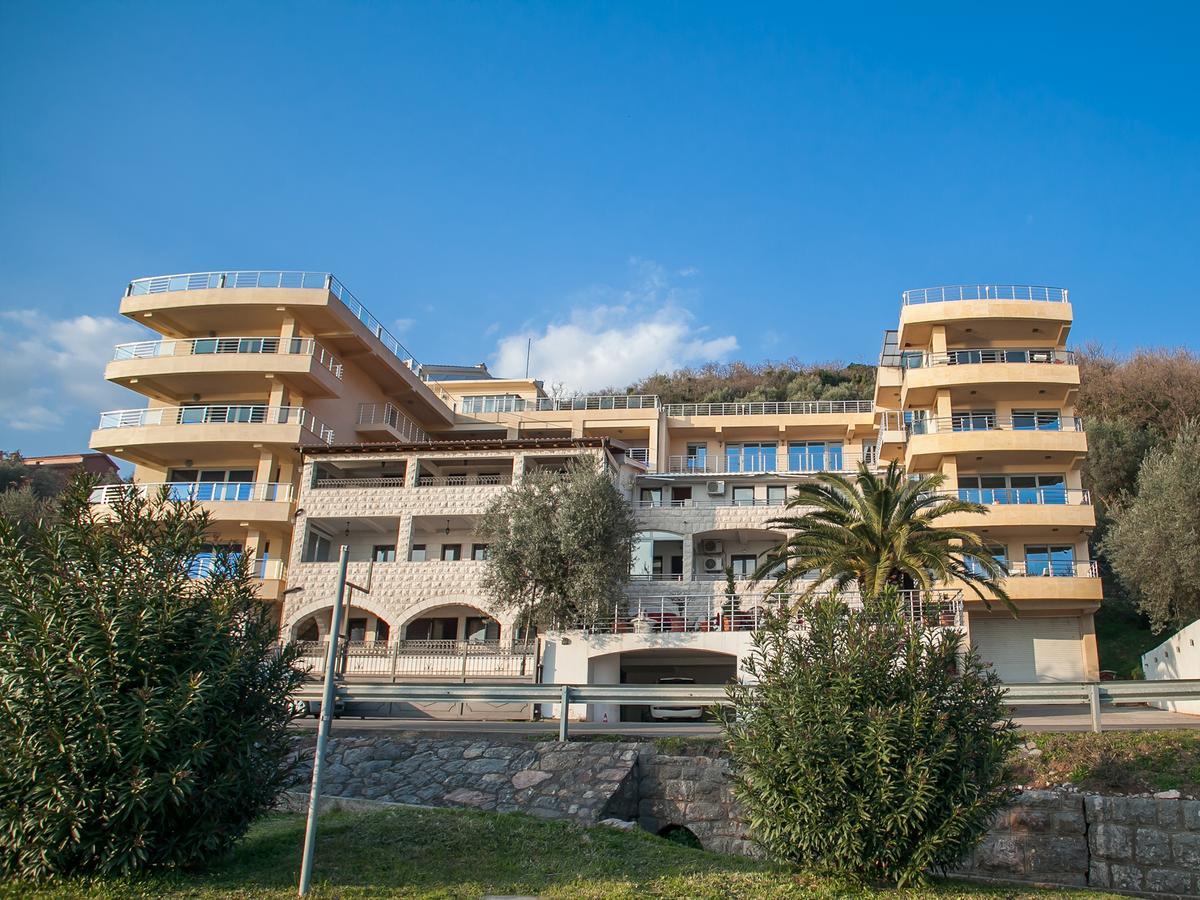 Daire Raymond Sveti Stefan